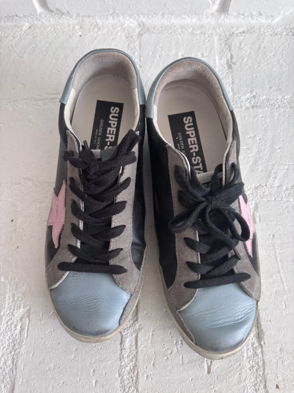 GOLDEN GOOSE Superstar Low top sneakers - classic with Pink Star Accent